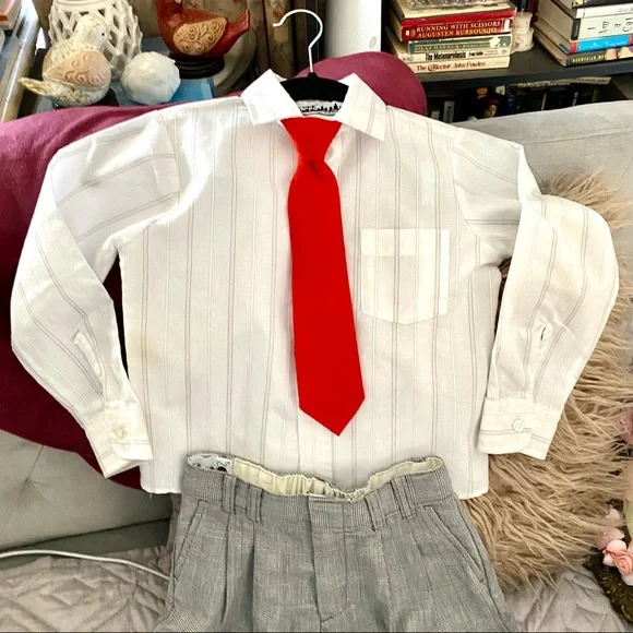 Kids White and Gray Matching Set with Red Tie - Picture 2 of 9